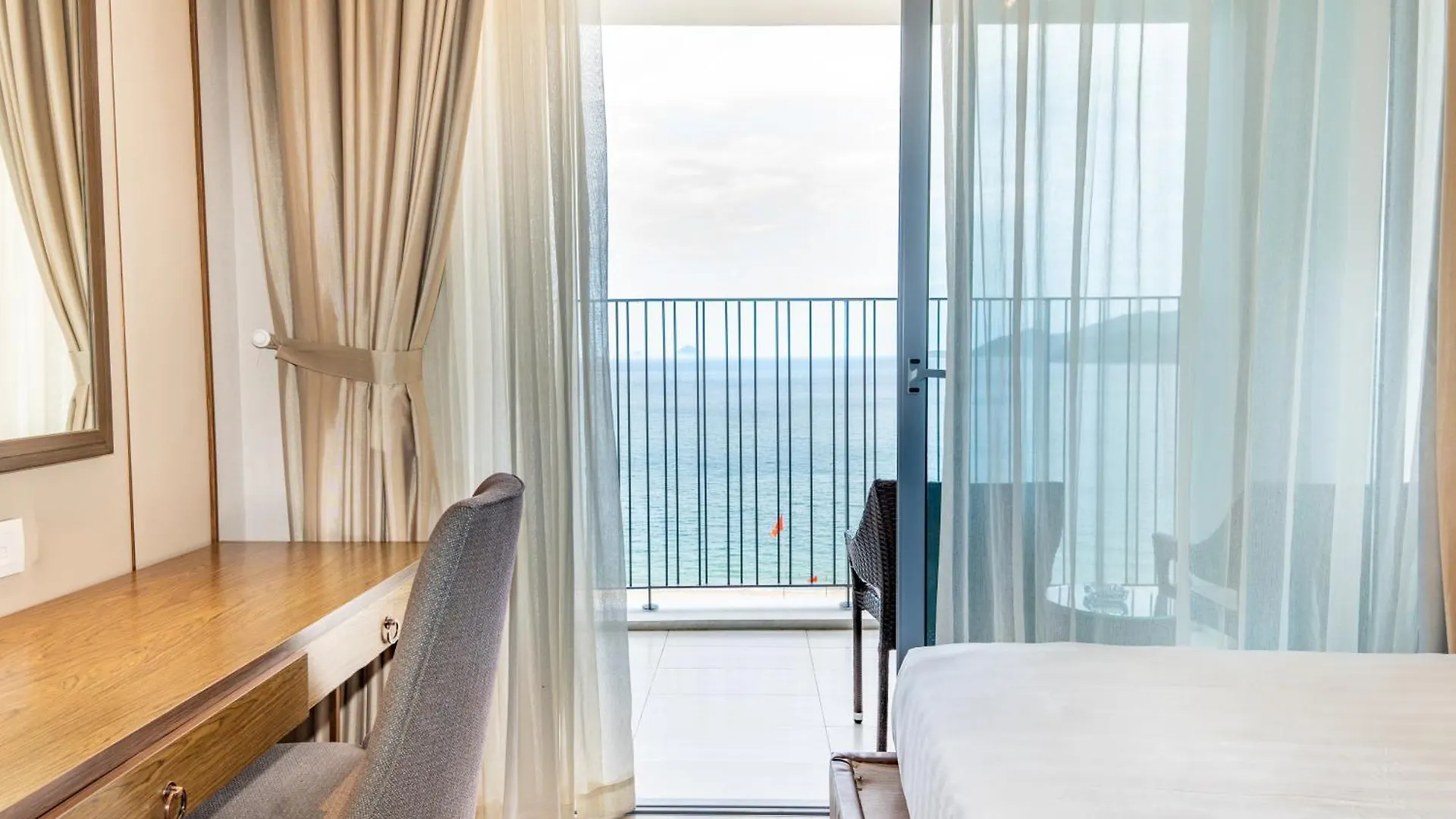 Pandora Panorama Nha Trang Aparthotel